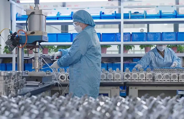 Dingyue sienta las bases de la calidad de las válvulas a nivel de higiene mediante una fabricación precisa.